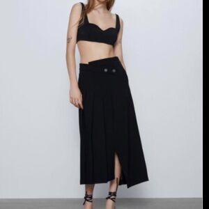 Zara half pleat asymmetrical skirt NWT size XS
